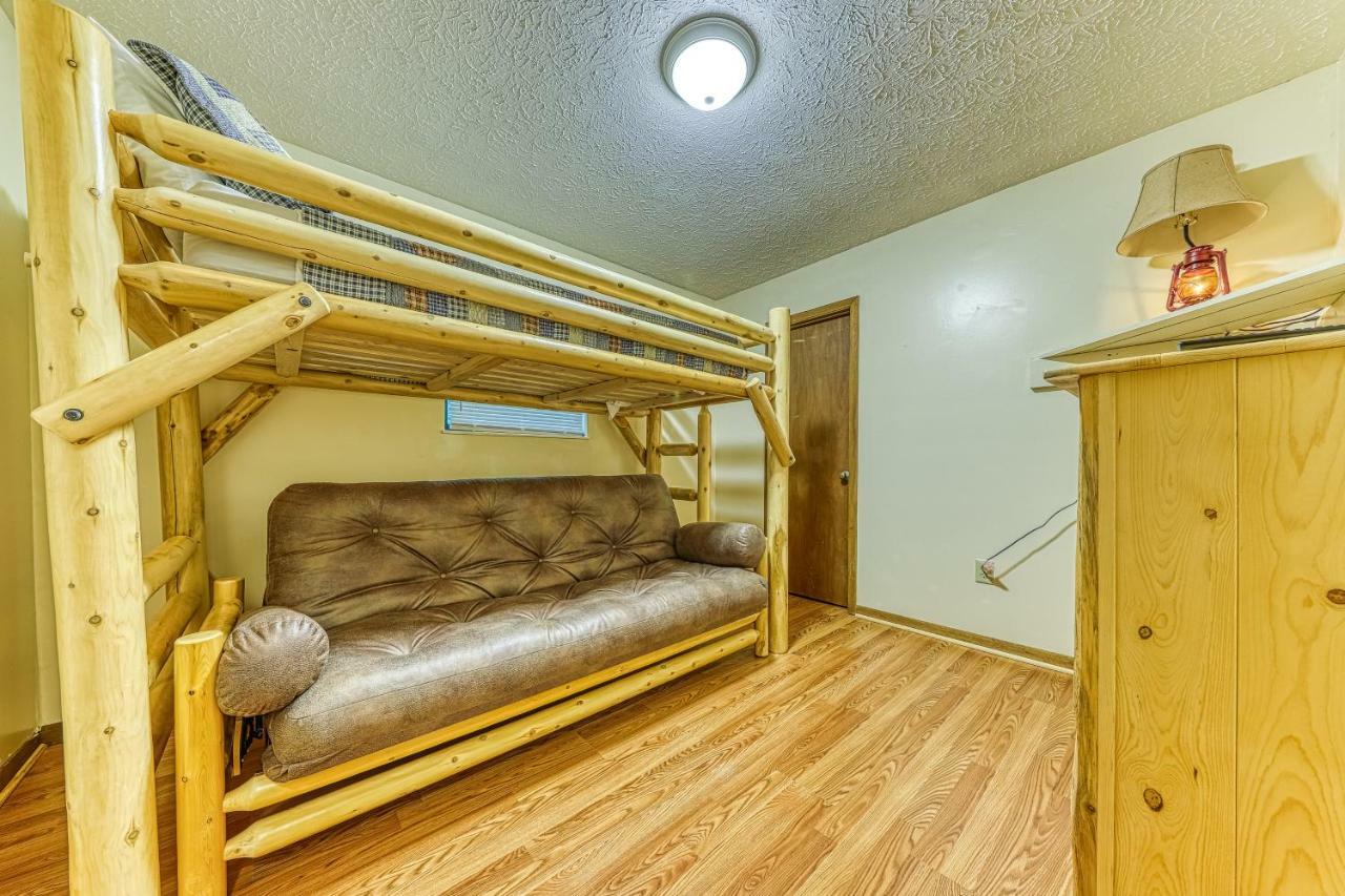 Smoky Bear Hideout Sevierville Exterior photo