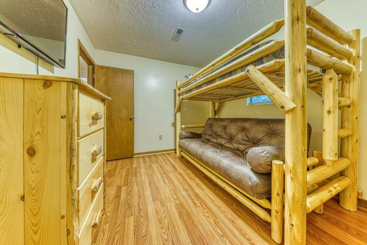 Smoky Bear Hideout Sevierville Exterior photo