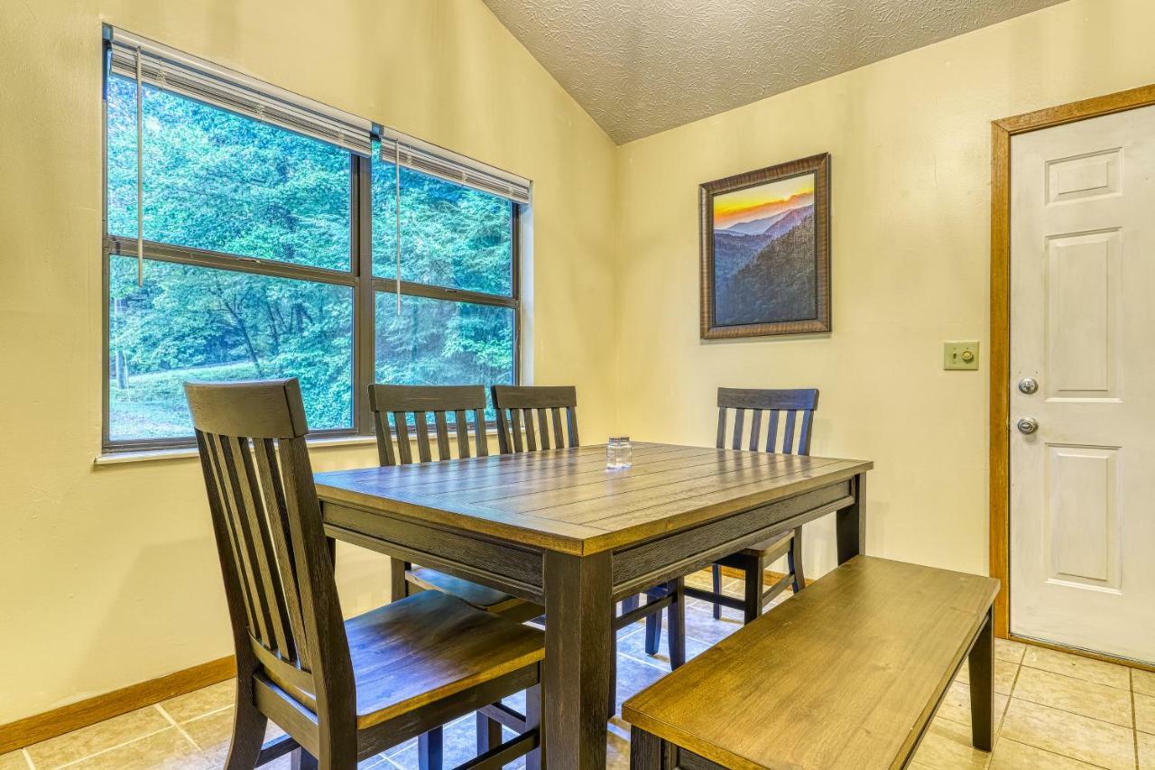 Smoky Bear Hideout Sevierville Exterior photo